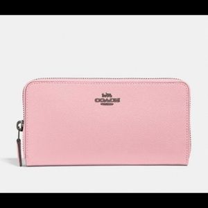 Coach leather zip around wallet 15 pockets